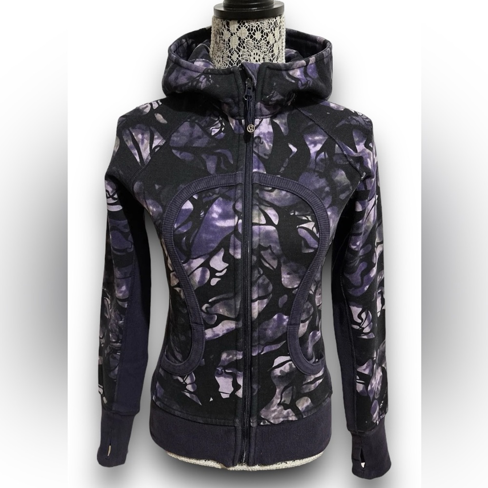 Lululemon Scuba Hoodie II Size 4 Black Swan Creekside Camo